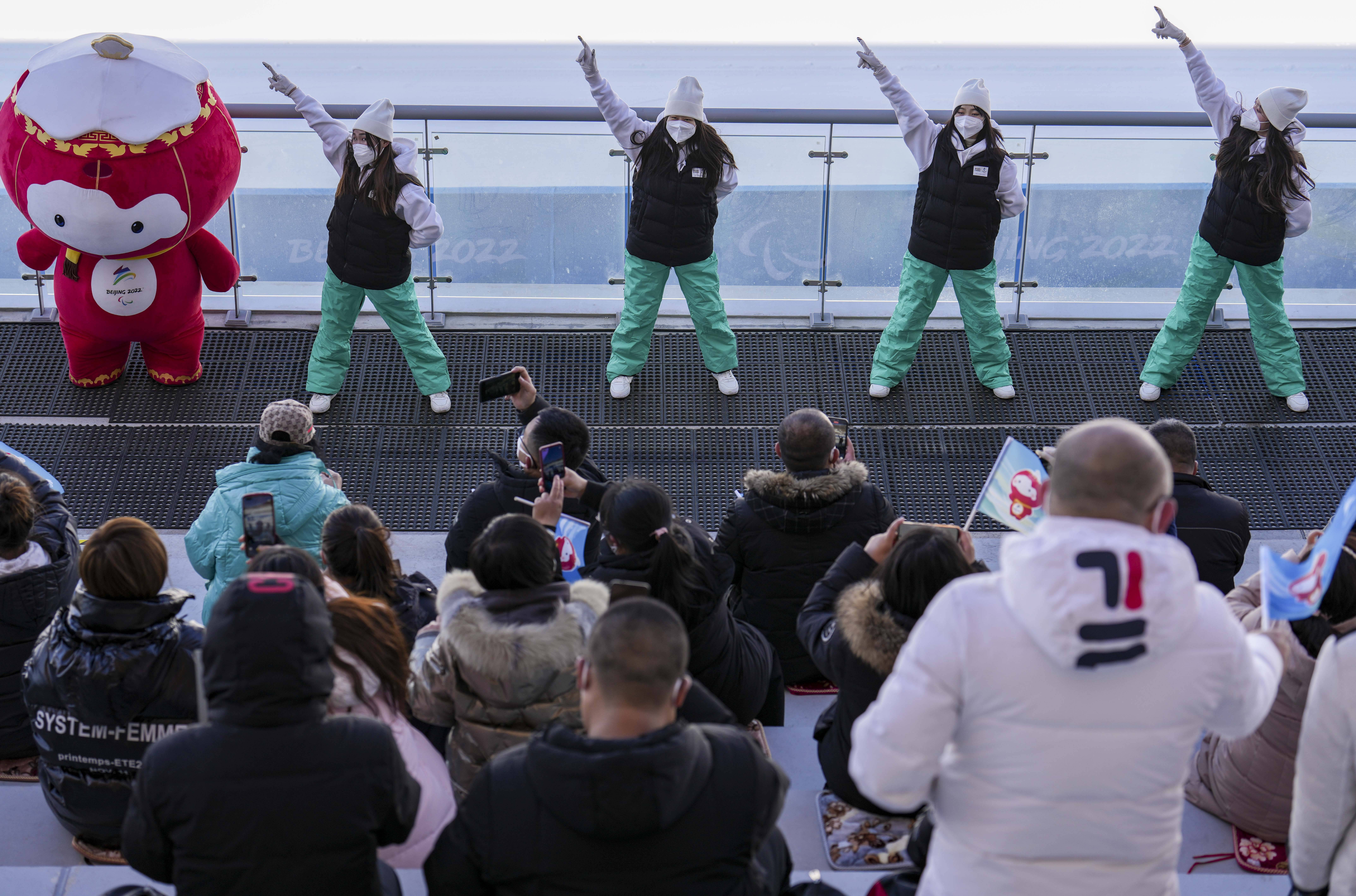 JJB- nba老鹰卡佩拉比赛 