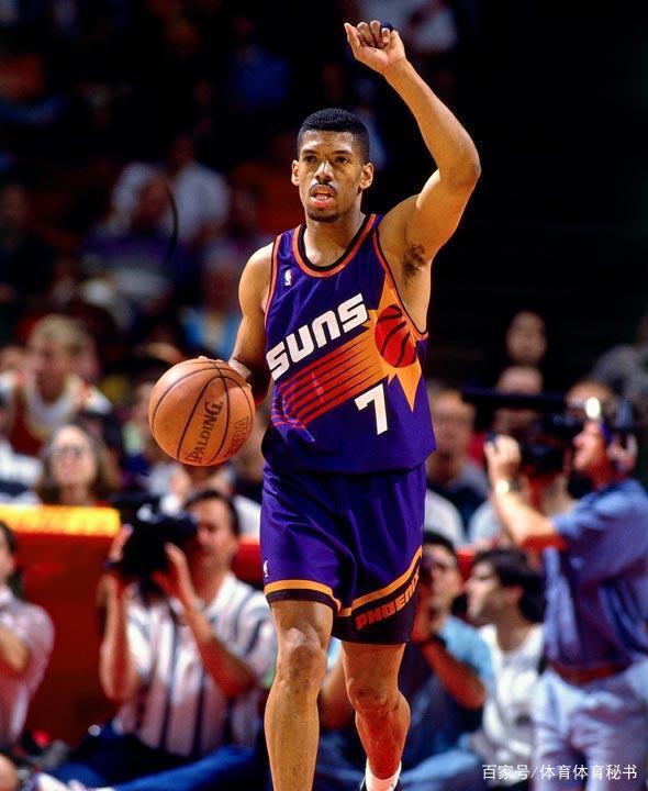 风云突变犹他爵士清晨绝杀压哨，国王杯版图或变，媒体盛赞，轮换策略成焦点的简单介绍