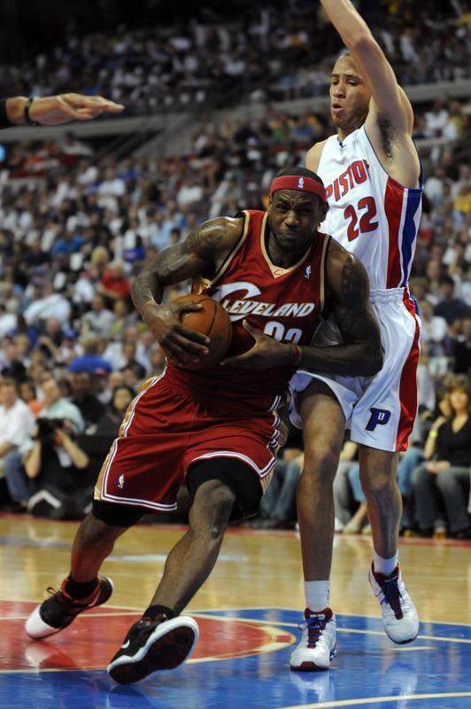 竞技宝-莎拉波娃关键节点绝杀，公牛带队取胜！的简单介绍